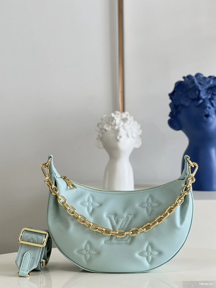 MOON LOUIS THE VUITTON OVER 1225